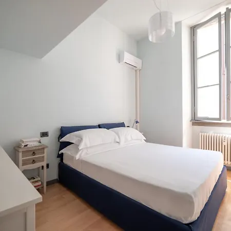 Via Paolo Lomazzo By Onefinestay Apartment Milan