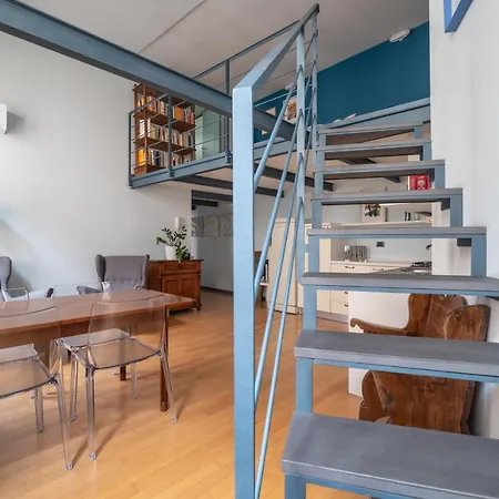 Via Paolo Lomazzo By Onefinestay Apartment *