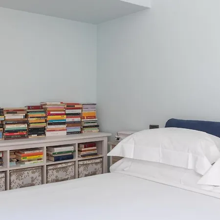 Via Paolo Lomazzo By Onefinestay