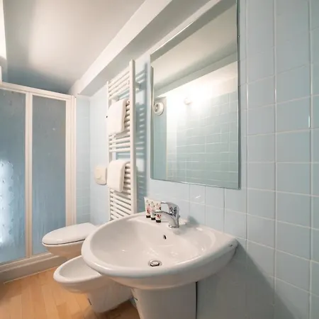 Via Paolo Lomazzo By Onefinestay *