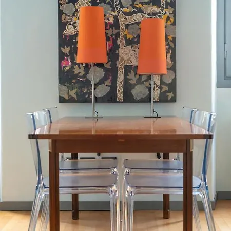 Apartment Via Paolo Lomazzo By Onefinestay *