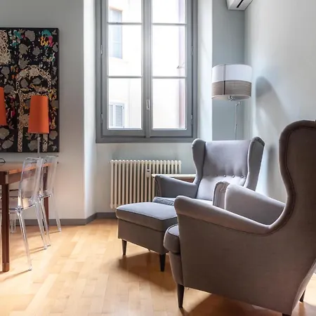 Apartment Via Paolo Lomazzo By Onefinestay Milan