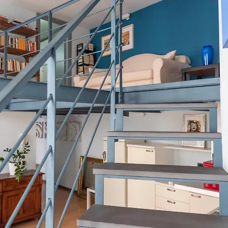 Via Paolo Lomazzo By Onefinestay Apartment Milan