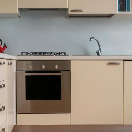 Apartment Via Paolo Lomazzo By Onefinestay
