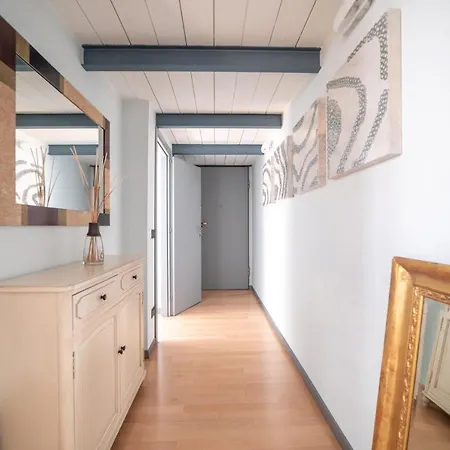 Via Paolo Lomazzo By Onefinestay Milan