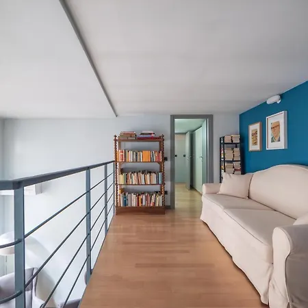 Apartment Via Paolo Lomazzo By Onefinestay *
